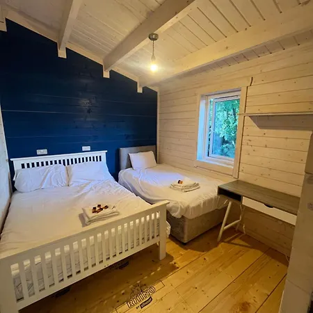 Апартаменты West Wicklow 5 Person *